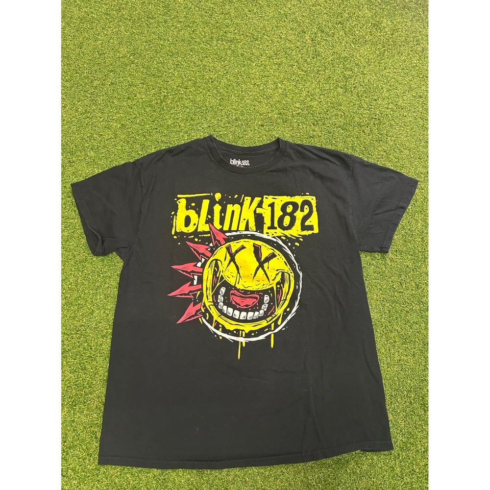 Blink-182 Smiley Face Graphic T-Shirt Mens XL Black Short Sleeve Band Tee